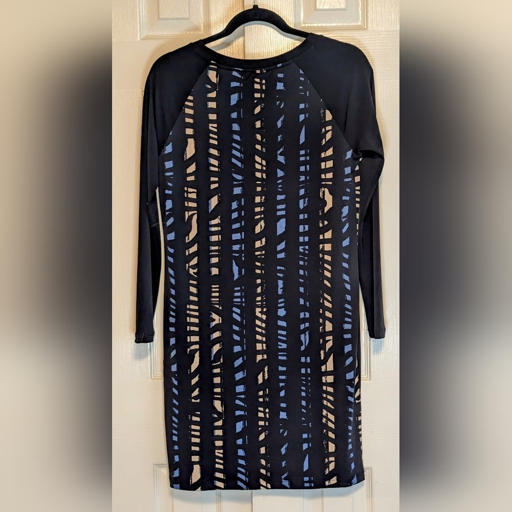 5/$25 Banana Republic Long Sleeve Black, Blue and Beige Dress - Picture 2 of 7